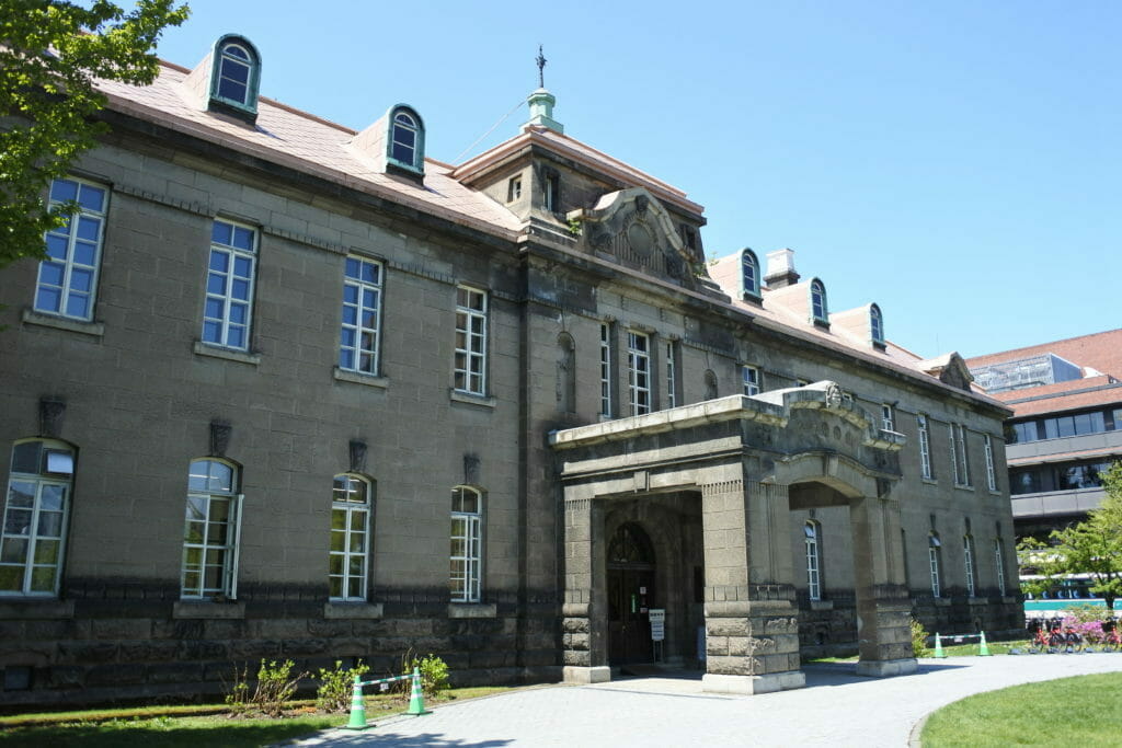 札幌市資料館-大通西13丁目